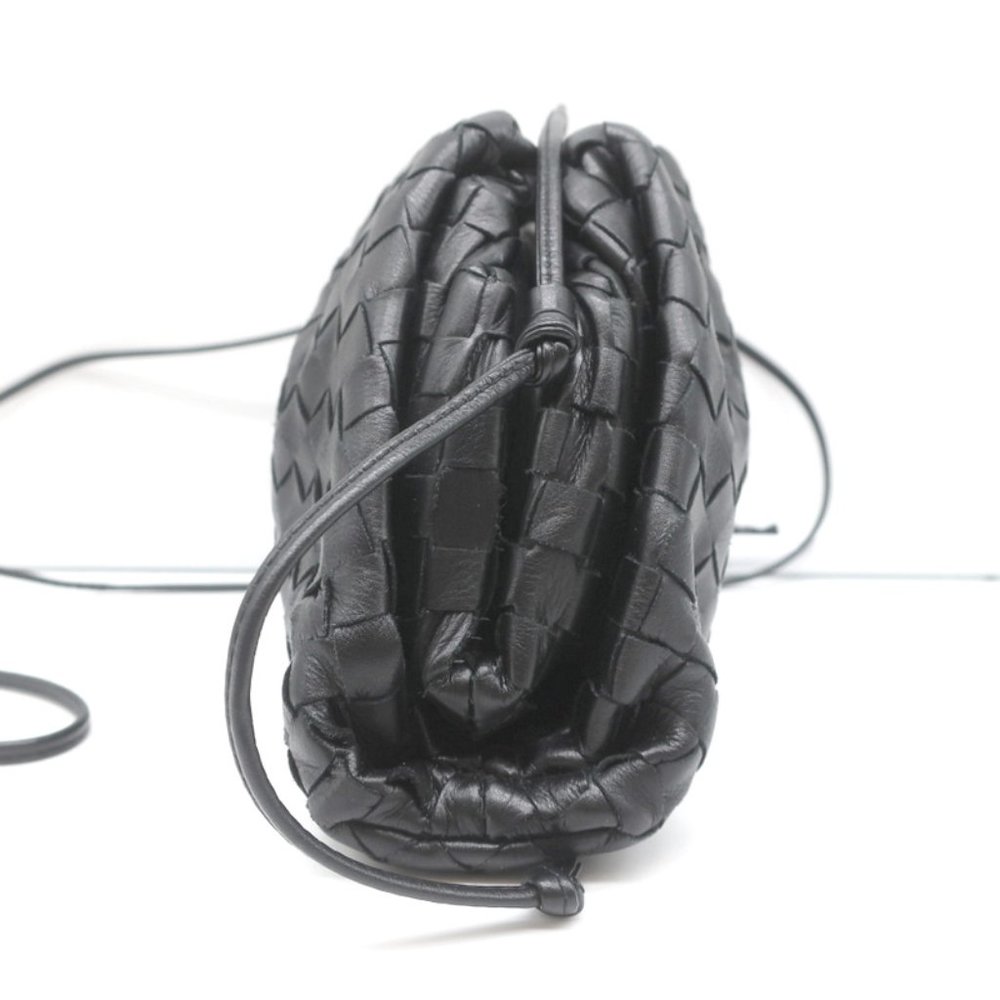 BOTTEGA VENETA MINI POUCH BLACK INTRECCIATO LEATHER CROSSBODY BAG - Picture 3 of 11